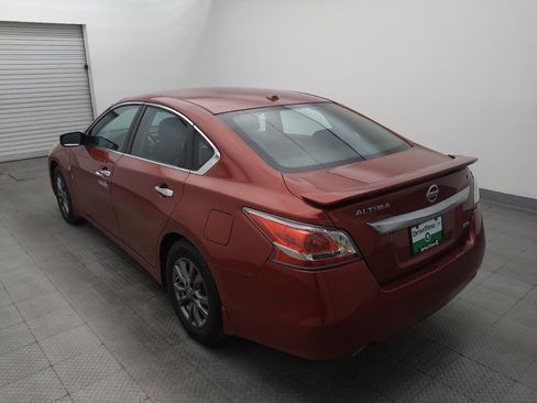 Used 2015 Nissan Altima 2.5 S w/ Special Edition Package FWD image 5
