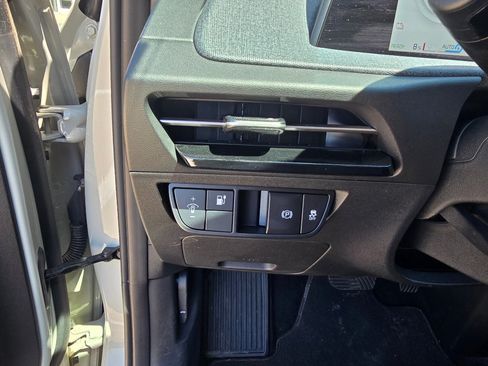 Used 2024 Kia EV6 Light AWD/4WD image 19