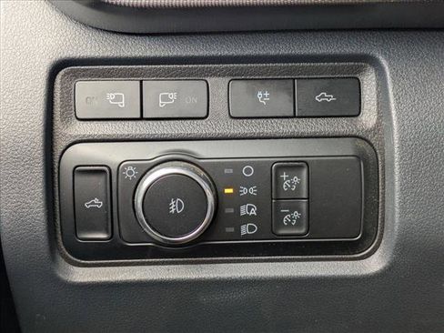 Used 2024 Ford F350 Platinum w/ FX4 Off-Road Package image 11