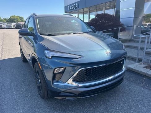 New 2026 Buick Encore GX Sport Touring w/ Comfort Package AWD/4WD image 1