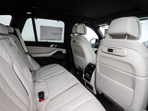 New 2026 BMW X5 xDrive40i w/ M Sport Package AWD/4WD image 26