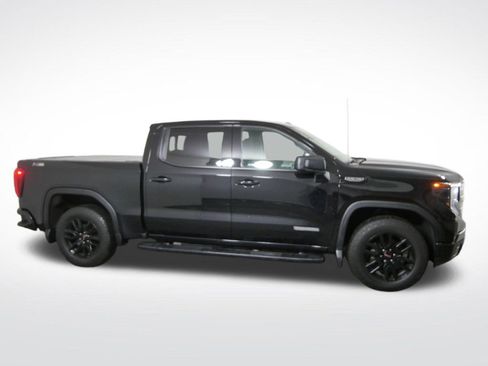 Used 2023 GMC Sierra 1500 Elevation w/ Preferred Package AWD/4WD image 2