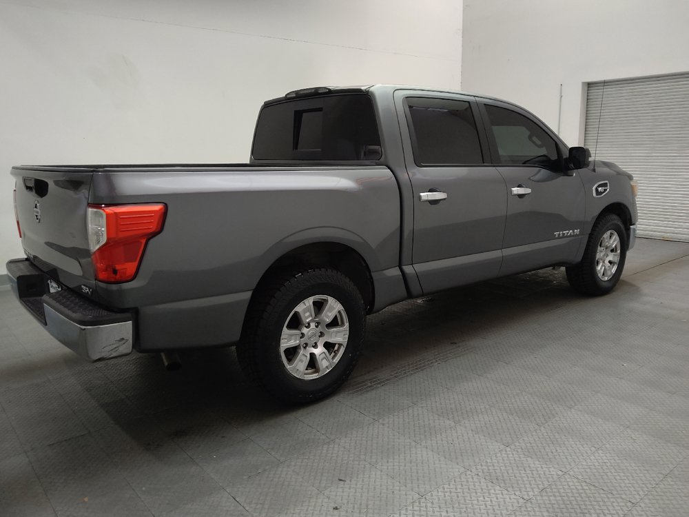 Used 2017 Nissan Titan SV RWD image 10