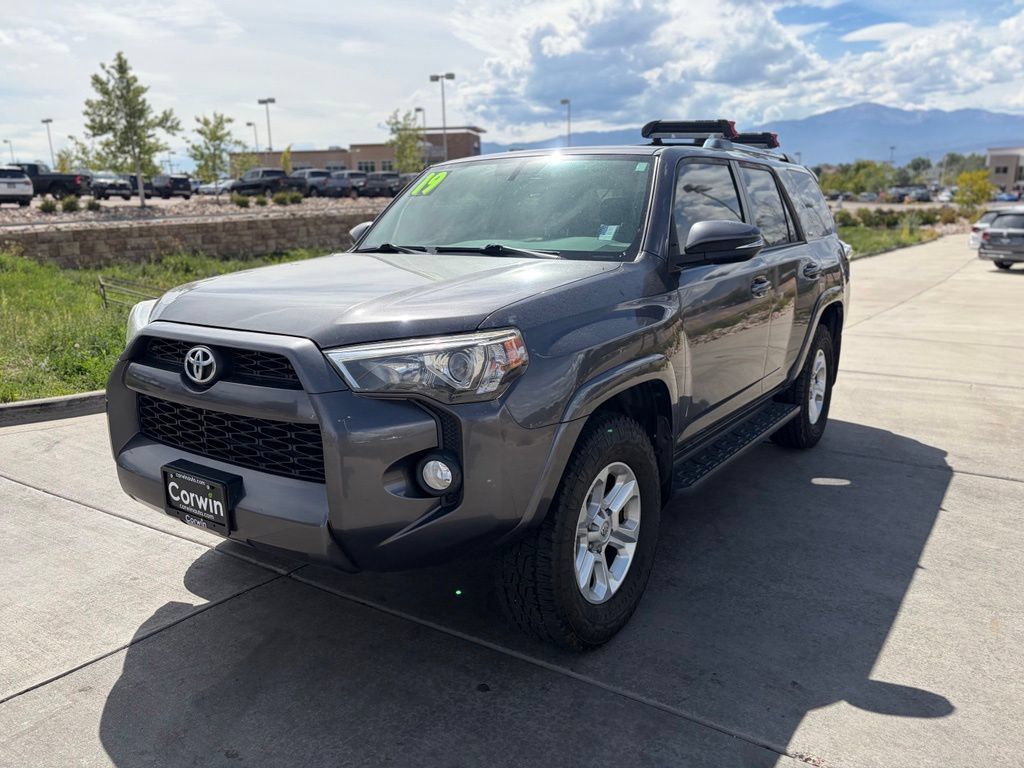 Used 2019 Toyota 4Runner SR5 Premium AWD/4WD image 3