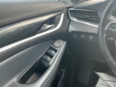 Used 2020 Buick Enclave Essence AWD/4WD image 22