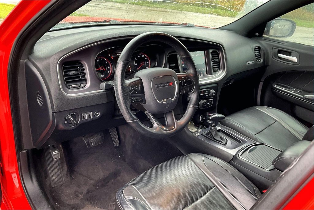 Used 2017 Dodge Charger SXT w/ AWD Plus Group image 10
