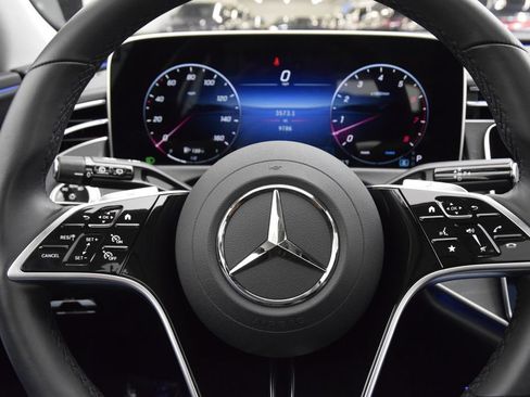 Used 2026 Mercedes-Benz E 450 4MATIC All-Terrain Wagon image 26