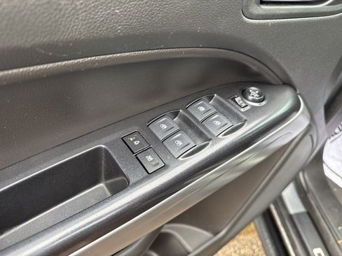 Used 2022 Chevrolet Colorado ZR2 image 10