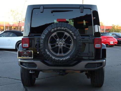 Used 2016 Jeep Wrangler Unlimited Sahara image 13