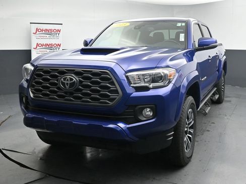 Used 2023 Toyota Tacoma TRD Sport w/ Advanced Technology Package AWD/4WD image 4