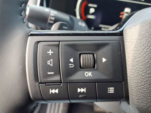 New 2026 Nissan Pathfinder SL image 20