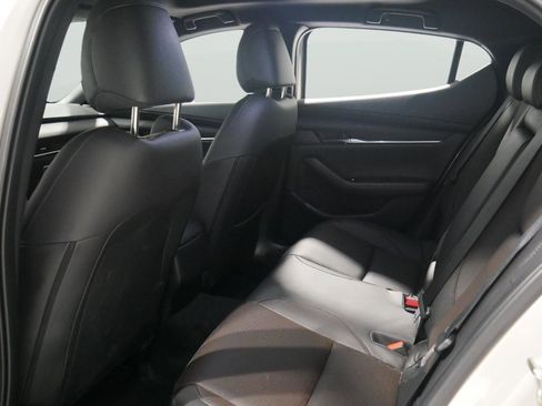 Certified 2025 MAZDA MAZDA3 Hatchback w/Premium Plus Pkg image 12