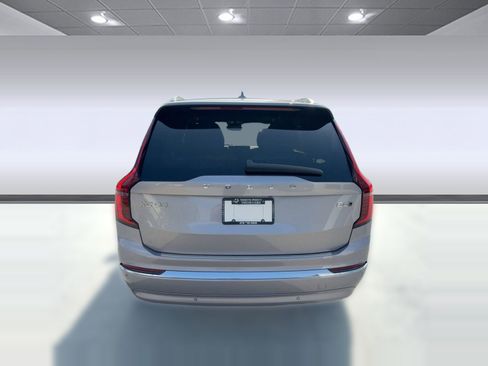 New 2026 Volvo XC90 B6 Plus w/ Protection Package Premier image 9