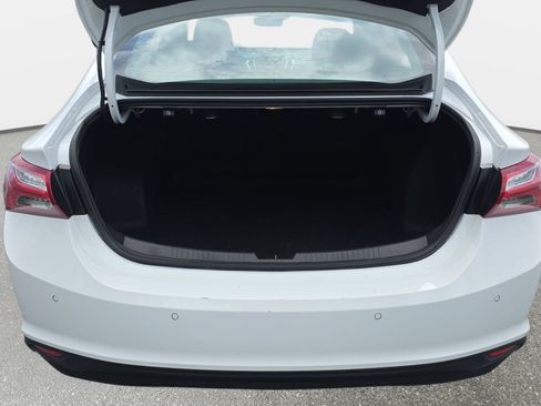 Used 2024 Chevrolet Malibu LT FWD image 12