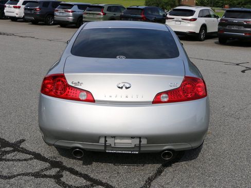 Used 2003 INFINITI G35 Coupe w/ Premium Pkg RWD image 4