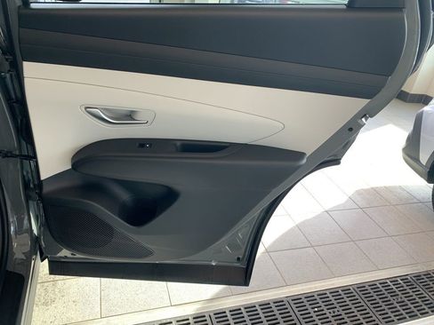 New 2026 Hyundai Tucson SEL image 18