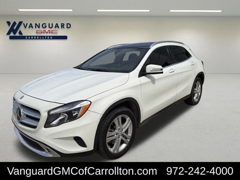 Used 2017 Mercedes-Benz GLA 250 4MATIC image 1