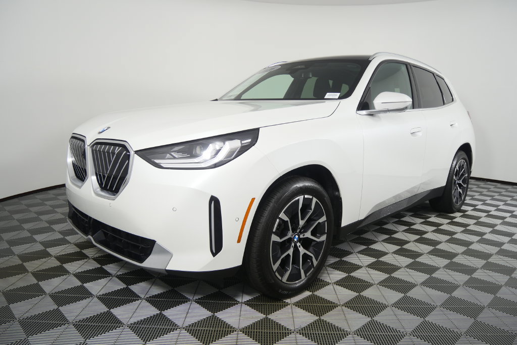 Certified 2026 BMW X3 xDrive30i AWD/4WD image 8