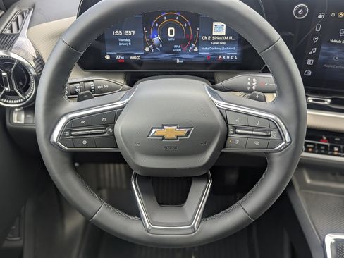 New 2026 Chevrolet Equinox LT w/ Convenience Package II image 19