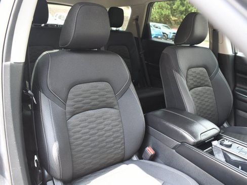 Used 2024 Nissan Pathfinder SV AWD/4WD image 26