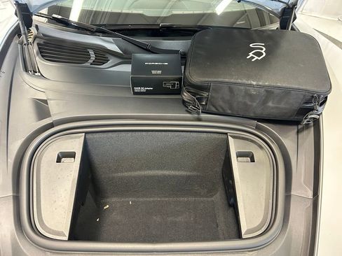 Certified 2025 Porsche Taycan AWD/4WD image 34