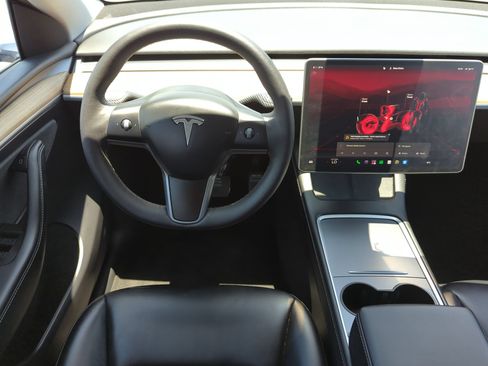 Used 2023 Tesla Model Y Long Range AWD/4WD image 15