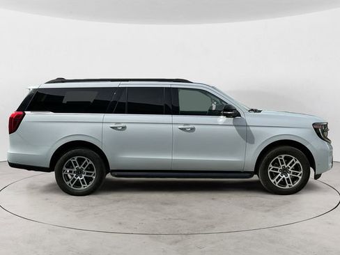 Certified 2025 Ford Expedition Max Active AWD/4WD image 6