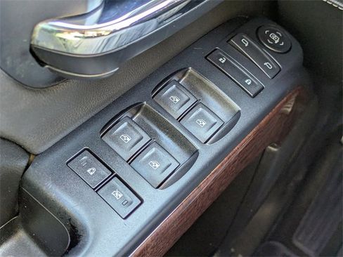 Used 2014 GMC Sierra 1500 SLE w/ SLE Value Package image 23