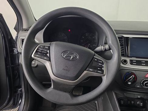 Used 2019 Hyundai Accent SEL FWD image 10