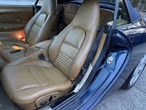 Used 2000 Porsche 911 Carrera image 34