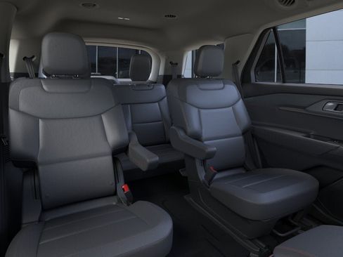 New 2026 Ford Explorer Active RWD image 11