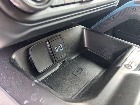 Used 2022 Ford Bronco Wildtrak AWD/4WD image 14