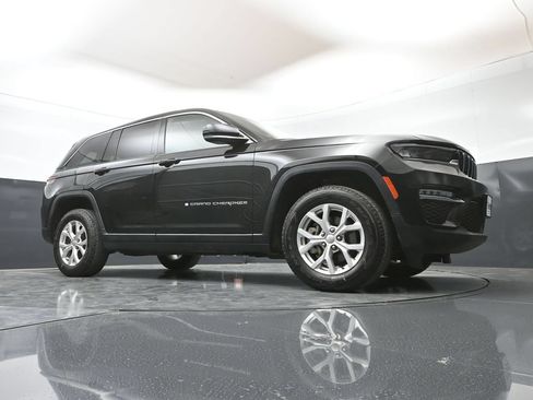 Used 2023 Jeep Grand Cherokee Limited AWD/4WD image 51