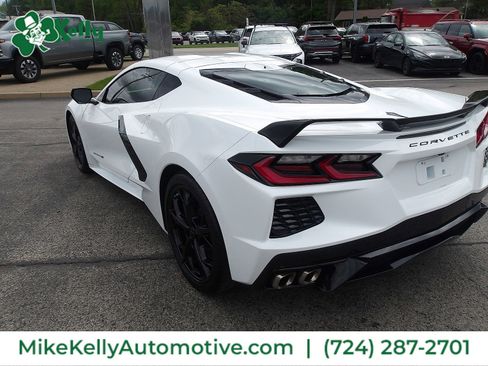 Used 2022 Chevrolet Corvette Stingray Premium Cpe w/ Z51 Performance Package RWD image 5