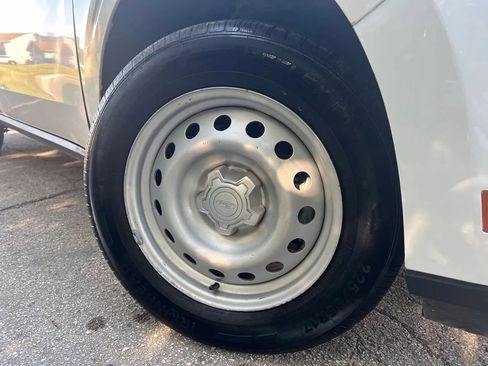 Used 2022 Ford Maverick XL image 7