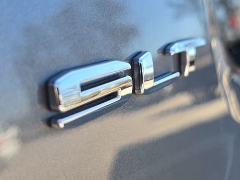 Used 2020 GMC Acadia SLT image 7