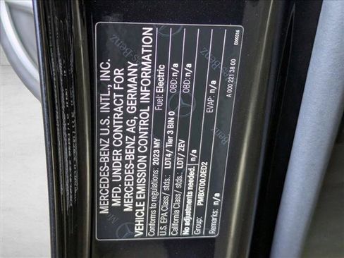Certified 2023 Mercedes-Benz EQS 580 4MATIC SUV image 24