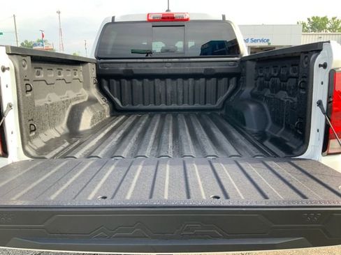 Used 2026 Chevrolet Colorado W/T w/ WT Custom Package AWD/4WD image 13