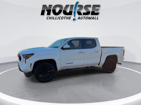 New 2025 Toyota Tacoma TRD Sport AWD/4WD image 5