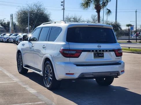 Used 2023 Nissan Armada Platinum w/ Captain's Chairs Package image 4