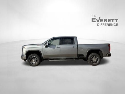 New 2026 Chevrolet Silverado 2500 LTZ w/ LTZ Premium Package AWD/4WD image 4