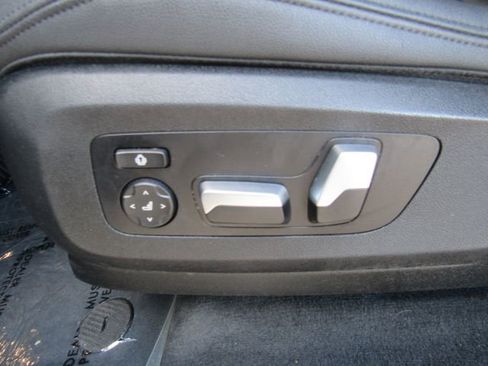 Used 2020 BMW X5 xDrive40i w/ Convenience Package image 18
