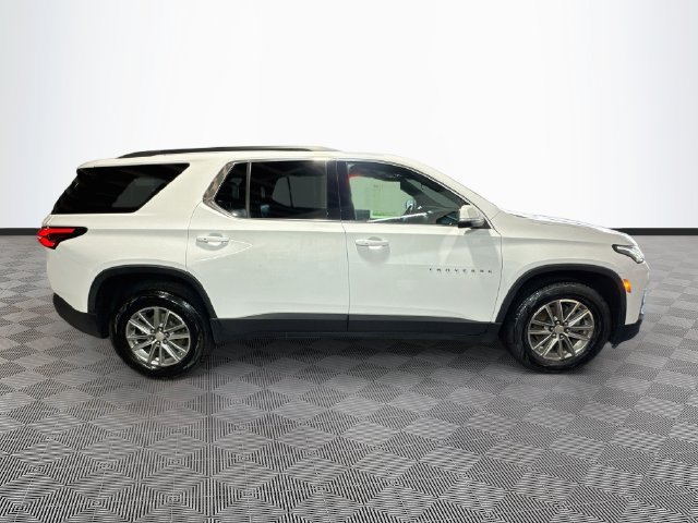 Used 2023 Chevrolet Traverse LT AWD/4WD image 8