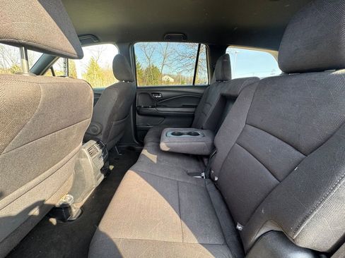 Used 2022 Honda Pilot Sport image 23