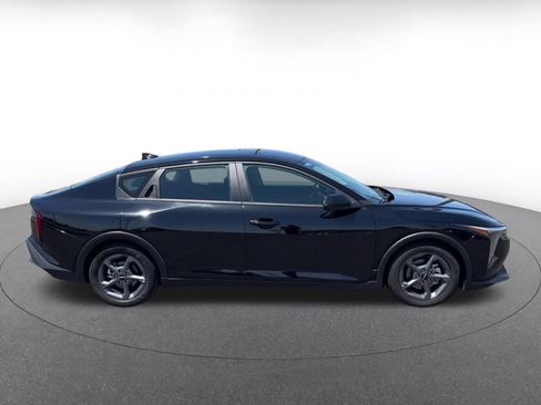 Used 2025 Kia K4 FWD image 16