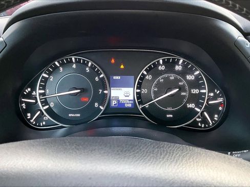 Used 2020 Nissan Armada SL w/ Premium Package image 25