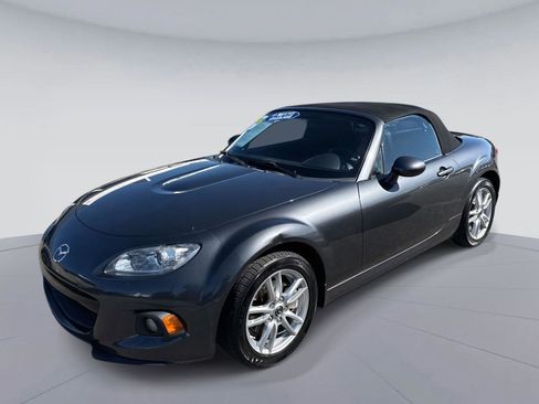 Used 2015 MAZDA MX-5 Miata Sport image 8
