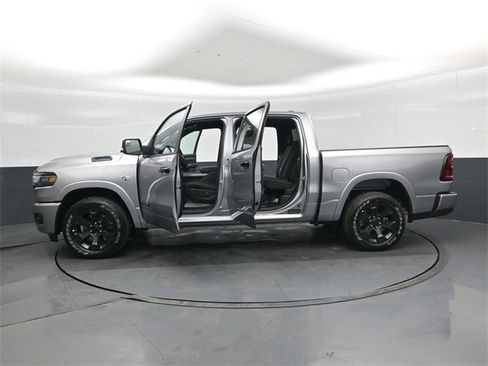 New 2026 RAM 1500 4x4 Crew Cab image 48