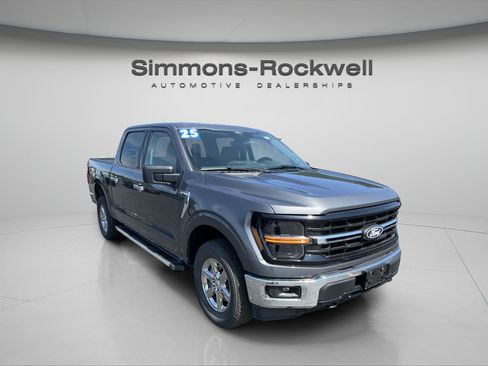 Used 2025 Ford F150 XLT w/ Equipment Group 301A Standard AWD/4WD image 7