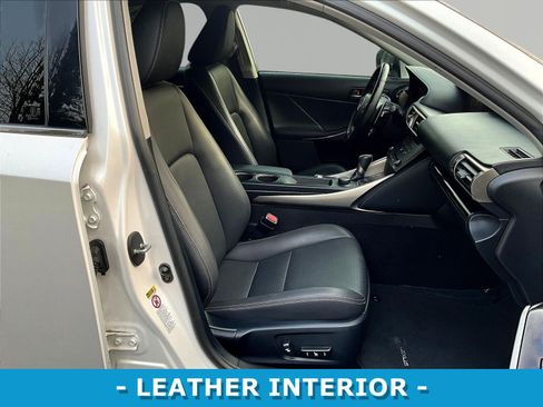 Used 2016 Lexus IS 300 AWD w/ Premium Package image 29